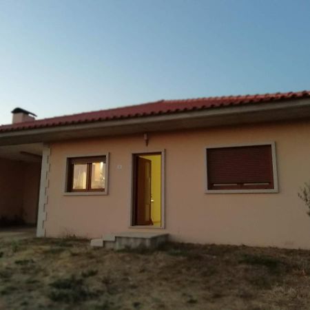 Casa Da Fonte Em Prada, Vinhais Kültér fotó