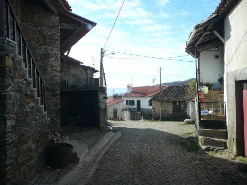 Casa Da Fonte Em Prada, Vinhais Kültér fotó